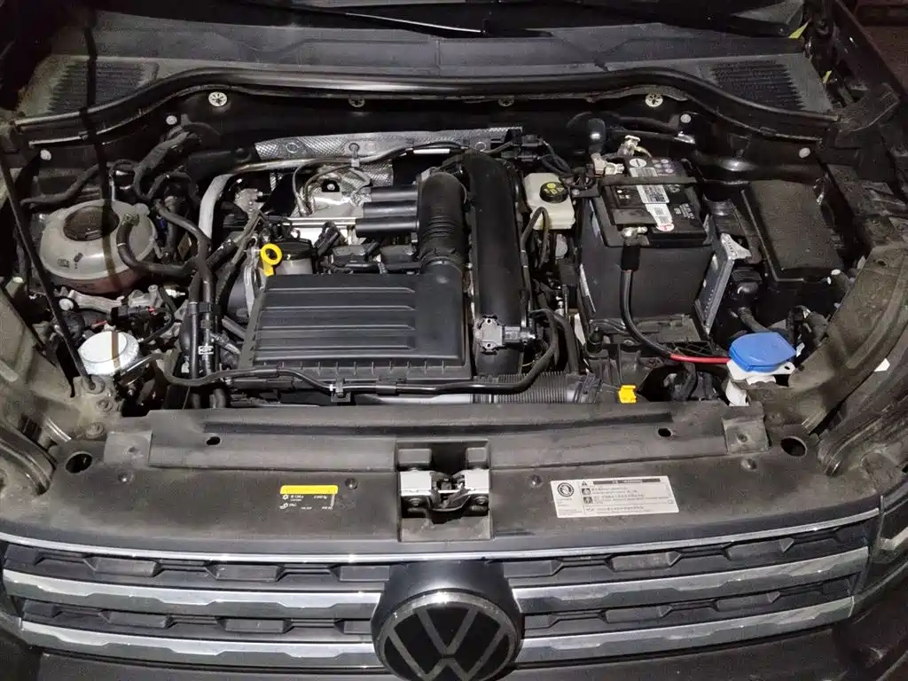Volkswagen Tharu 2022 280TSI FWD Luxury Edition фото 11