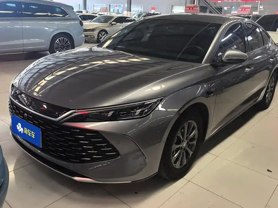 BYD Qin L 2025 DM-i Smart Drive Edition 80KM Leading
