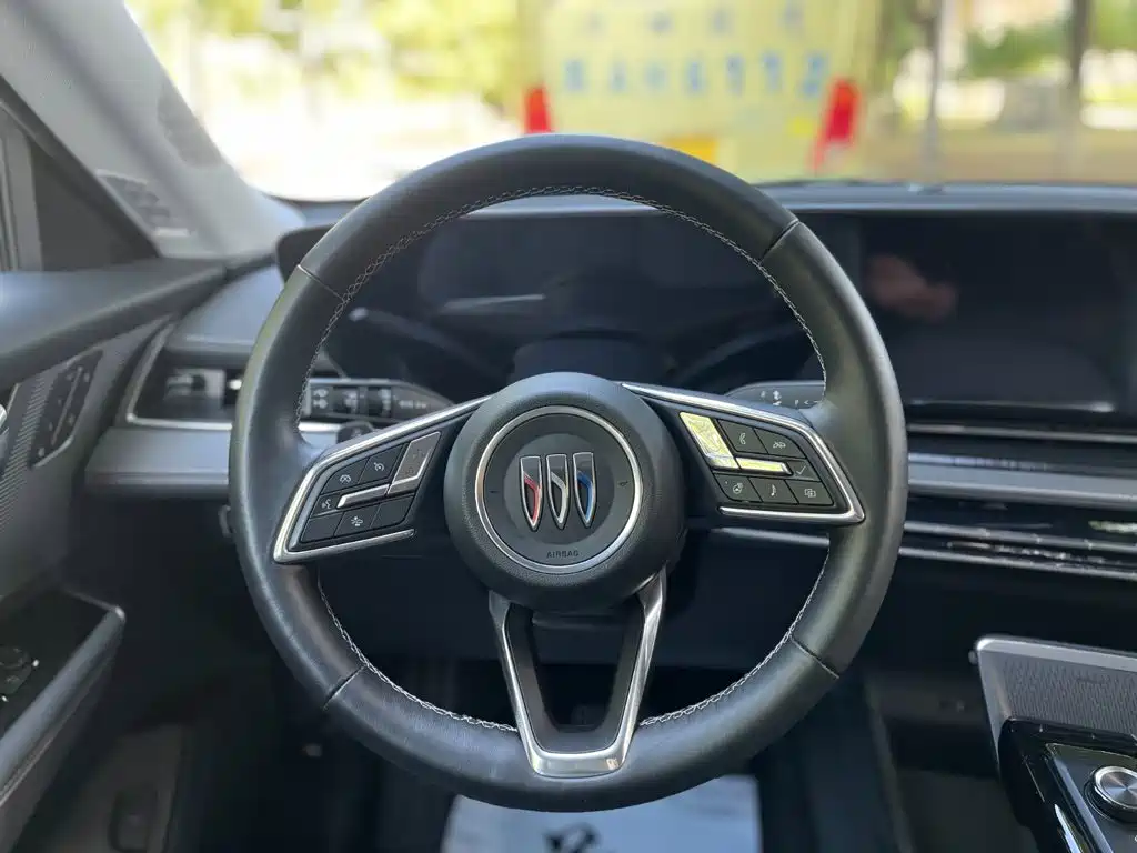 Buick E5 2025 2025 Model 620KM Premium Edition