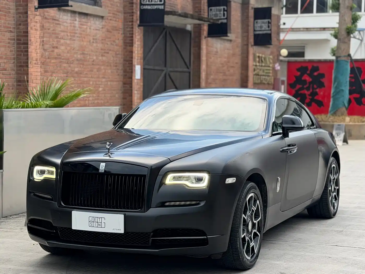 Фото 2 - Rolls-Royce Wraith