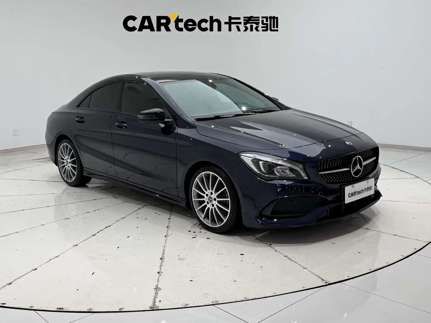 Mercedes-Benz CLA (Import) 2018 CLA 220 4MATIC фото 4
