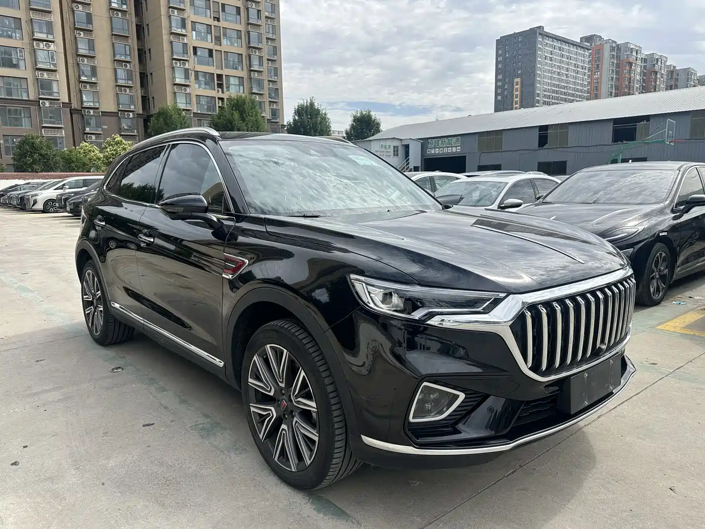 Hongqi HS5 2022 2.0T Smart Connect Flagship AWD Edition фото 3