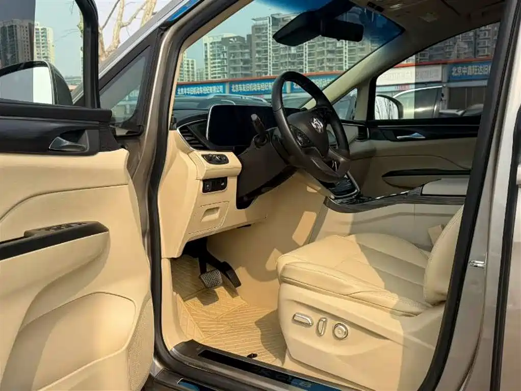 Buick GL8 2023 ES Landmaster Exclusive фото 5