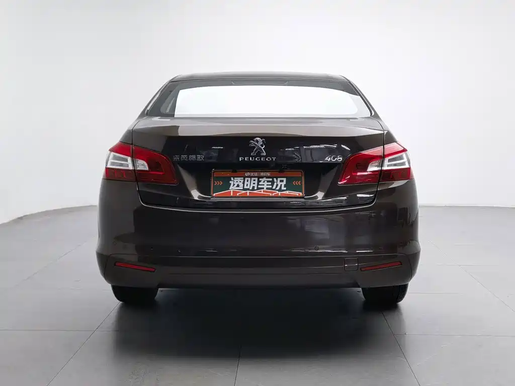Фото 4 - Peugeot 408
