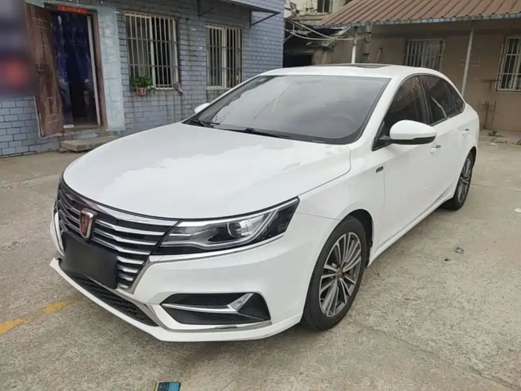 Фото 2 - Roewe i6