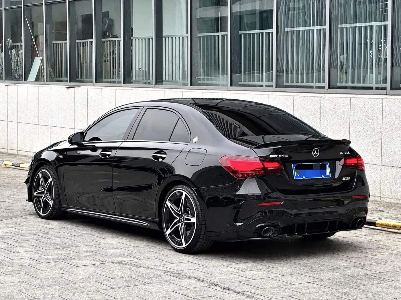 Mercedes-Benz A-Class AMG 2025 2025 AMG A 35 L 4MATIC