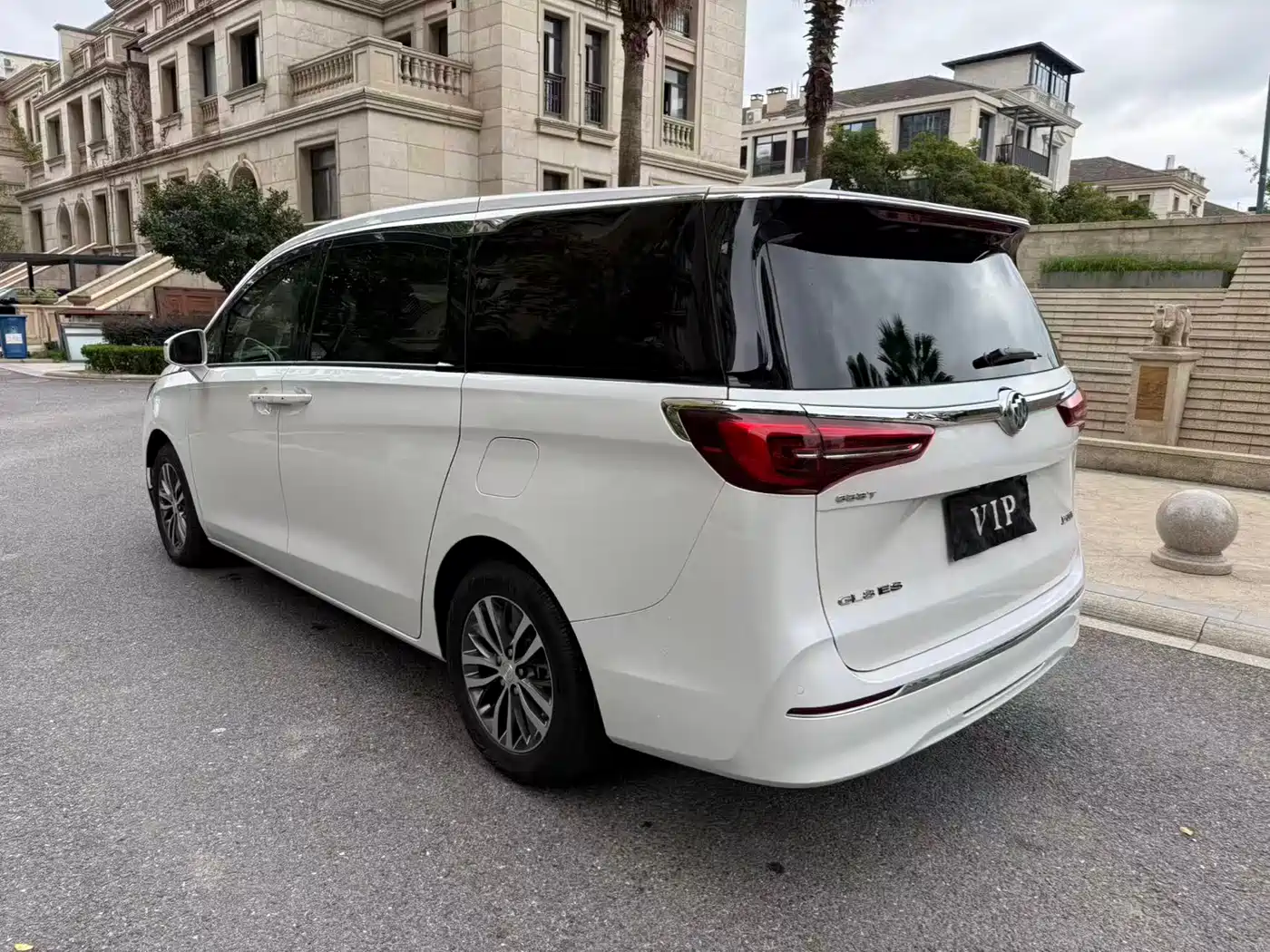 Buick GL8 2022 ES Landmark 653T Premium фото 4