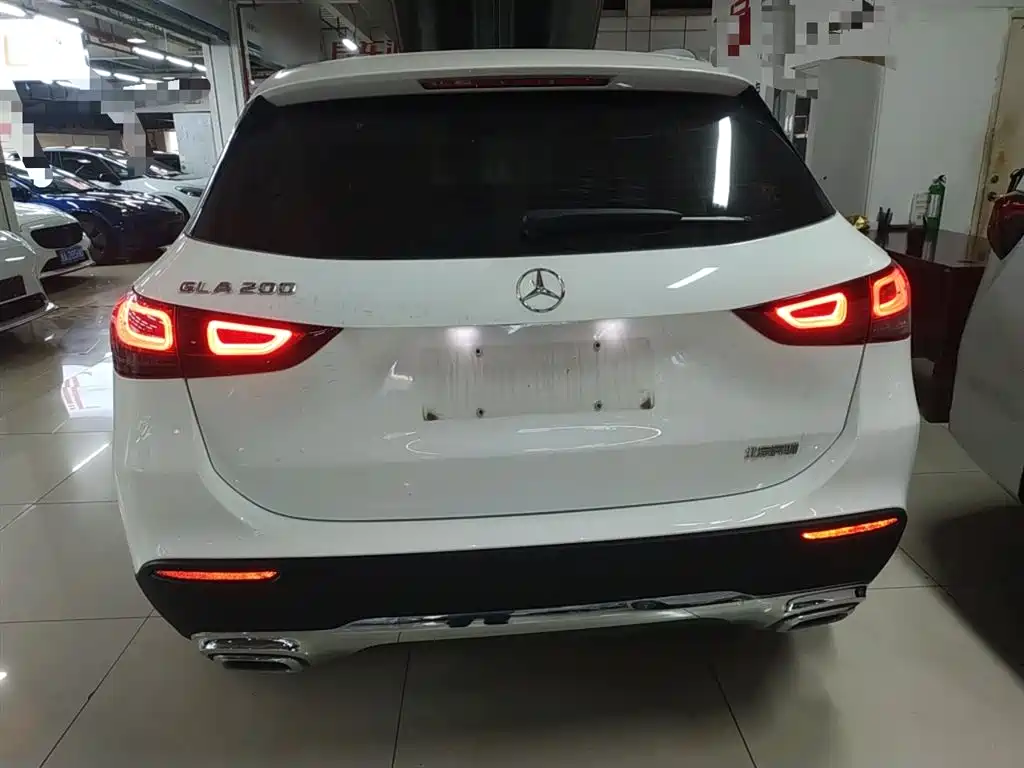Mercedes-Benz GLA 2022 Facelift II GLA 200 фото 4