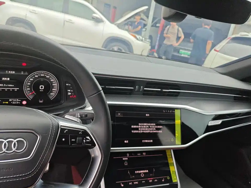 Audi A7L 2024 45 TFSI quattro Black Warrior Edition фото 4