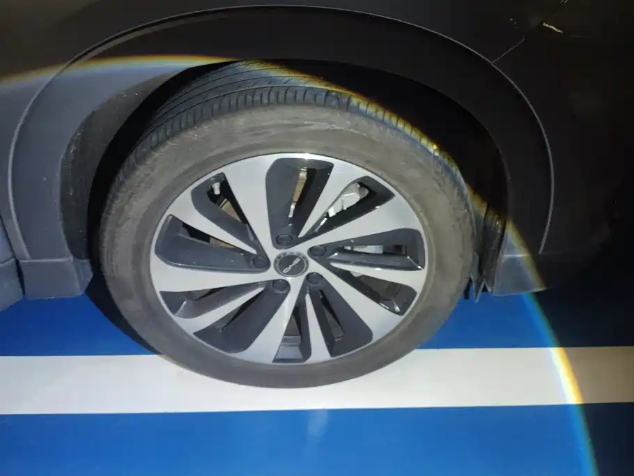 Фото 6 - BYD Qin PLUS