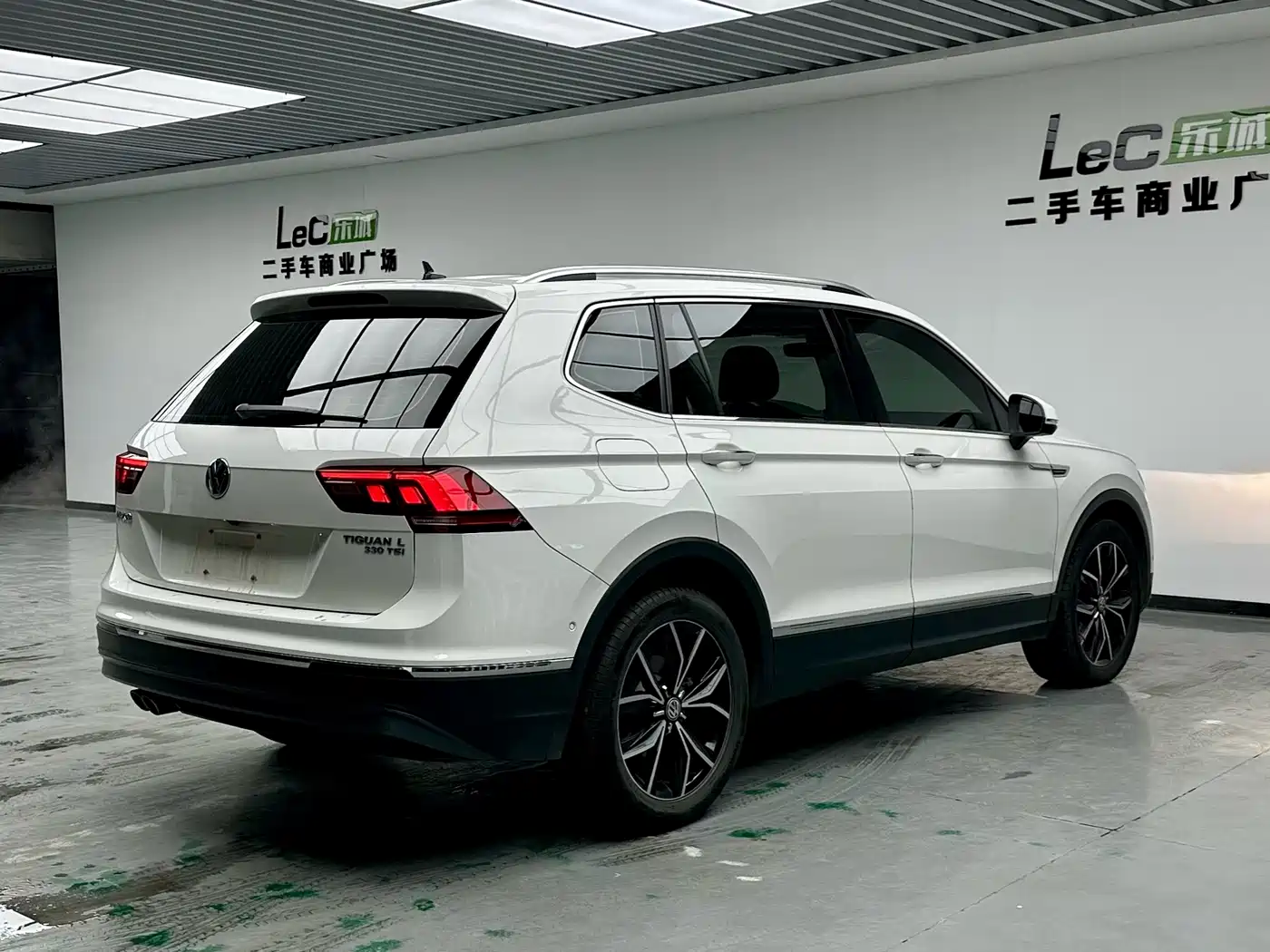 Volkswagen Tiguan L 2020 330TSI Auto 2WD Smart Luxury China VI фото 4
