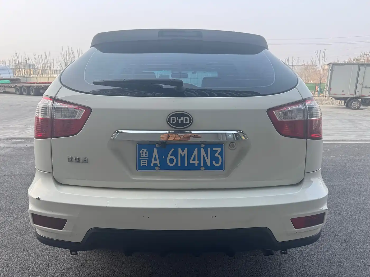 BYD S6 2014 Model 2.0L Manual Luxury 5-Seater фото 4