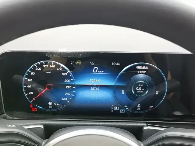Mercedes-Benz GLB 2020 Facelift GLB 200 Style фото 3