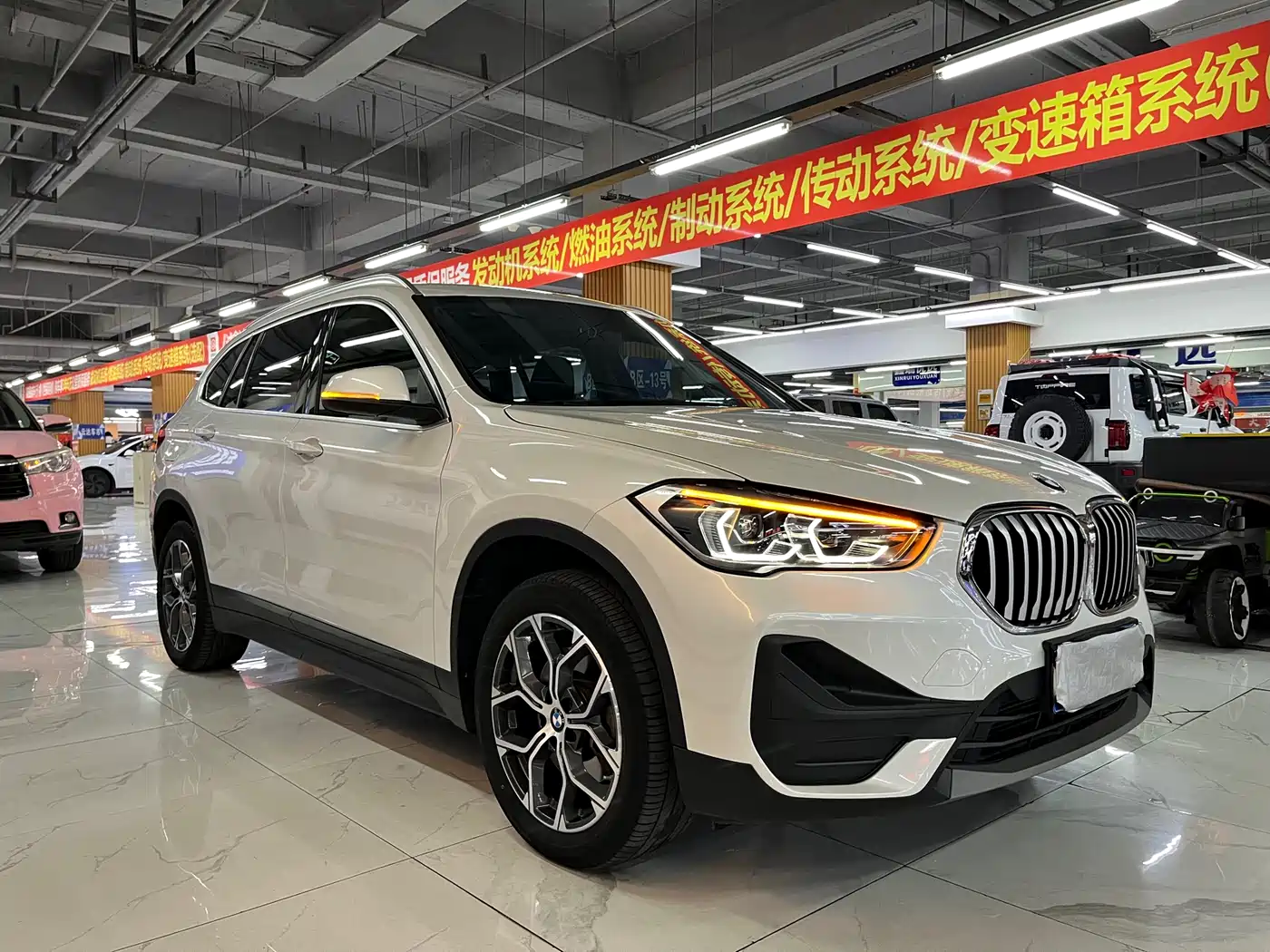 BMW X1 2021 sDrive25Li Leading фото 6