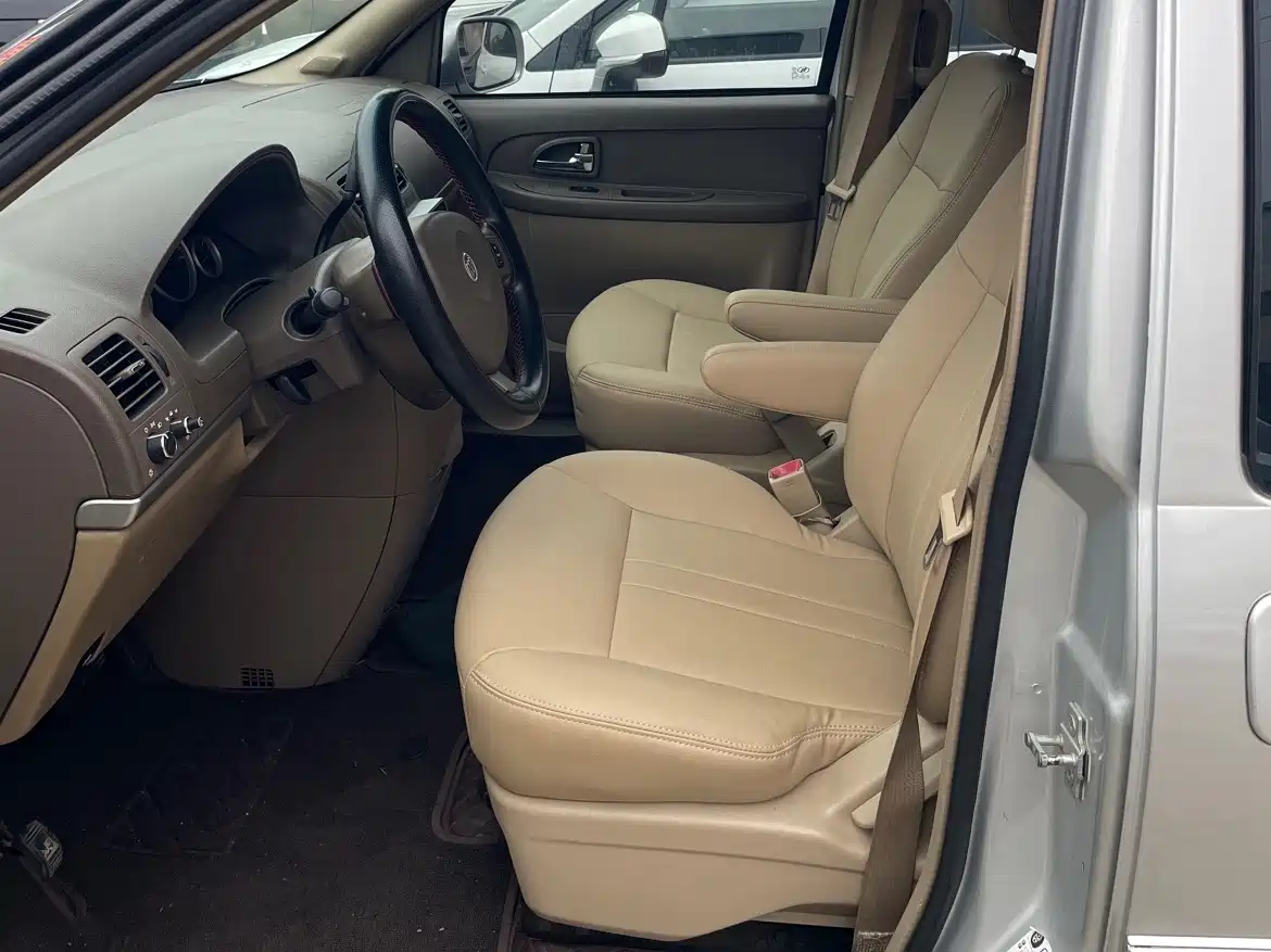 Buick GL8 2013 2.4L Classic фото 9