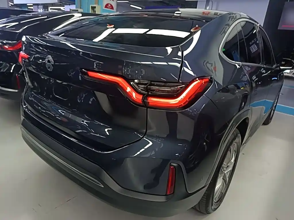 Фото 7 - NIO EC6