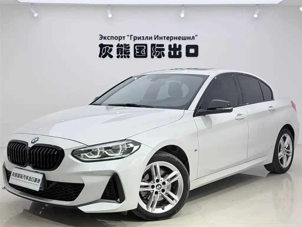 BMW 1 Series 2022 120i M Sport Shadow Edition