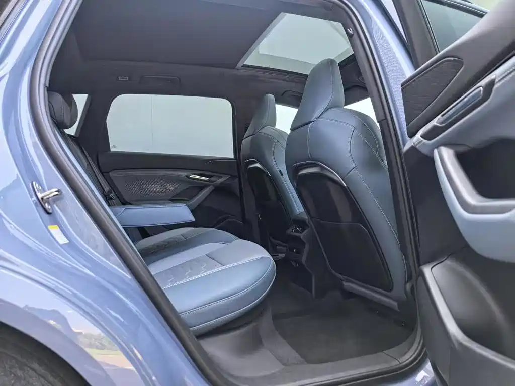 Фото 7 - Audi Q6L e-tron