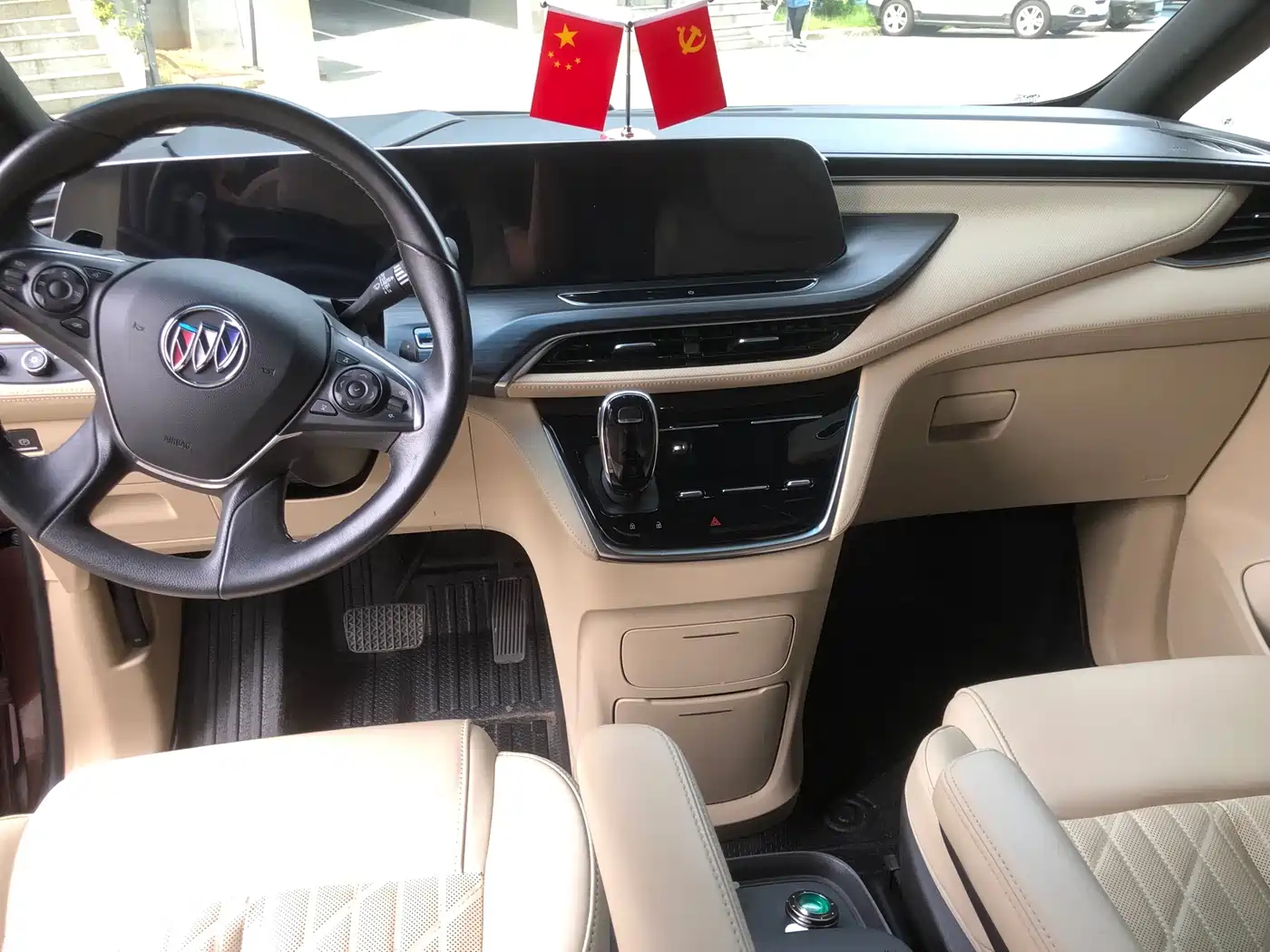 Buick GL8 2022 ES Landmark 653T Luxury фото 6