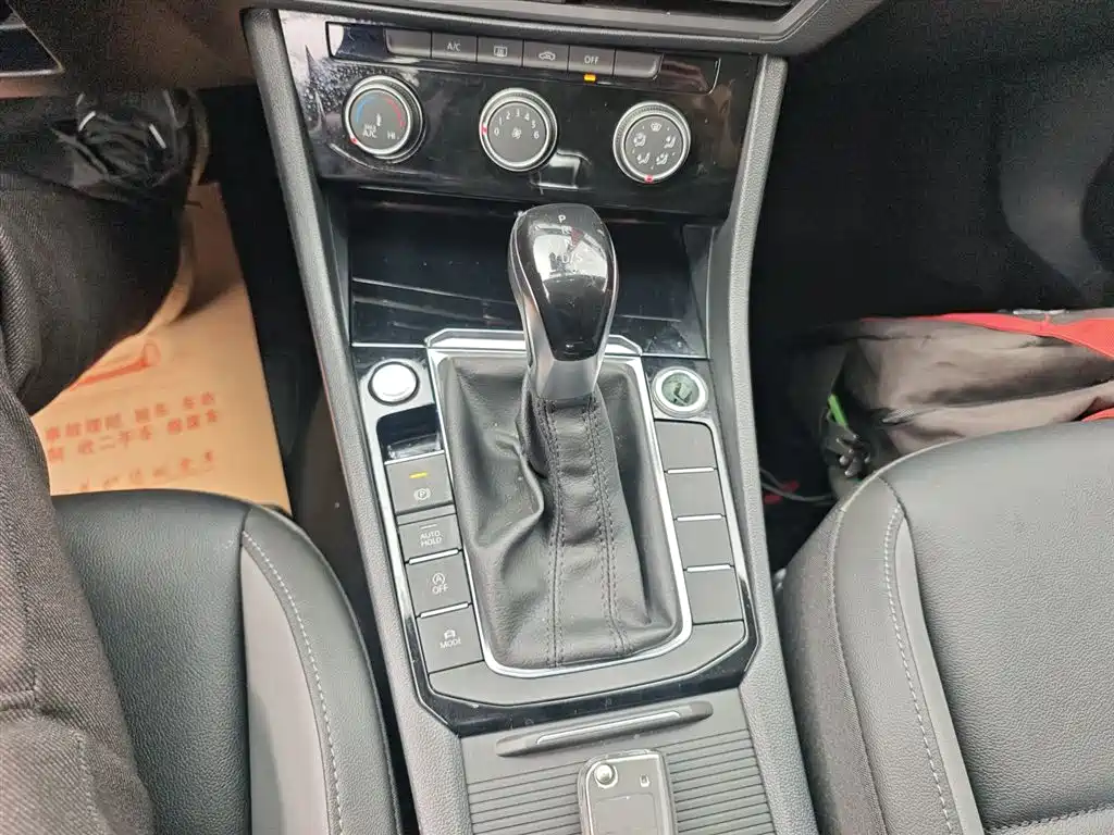 Volkswagen Sagitar 2020 200TSI DSG Comfort China VI фото 14