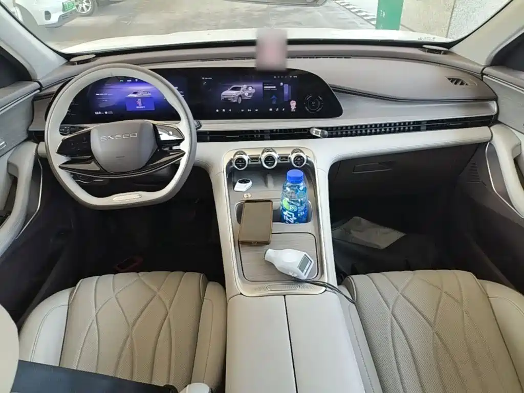 Exeed Yaoguang C-DM 2025 2026 Global Edition 120 Long Range 2WD
