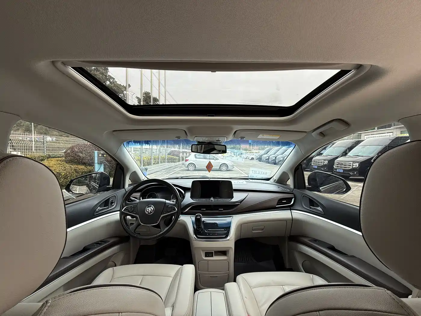Buick GL8 2021 Land Business Class 652T Luxury фото 16
