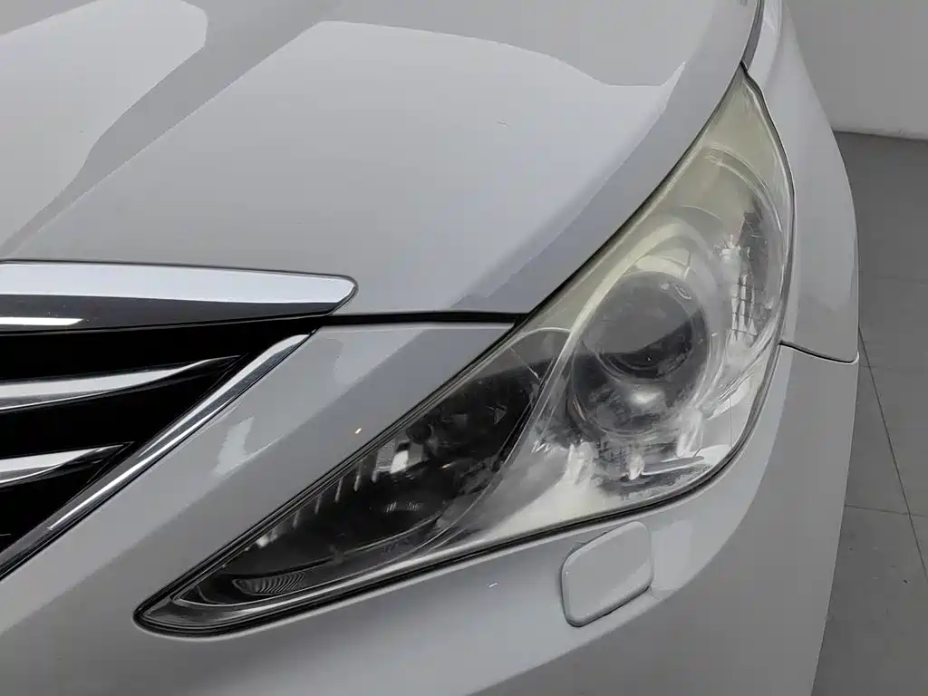 Фото 7 - Hyundai Sonata