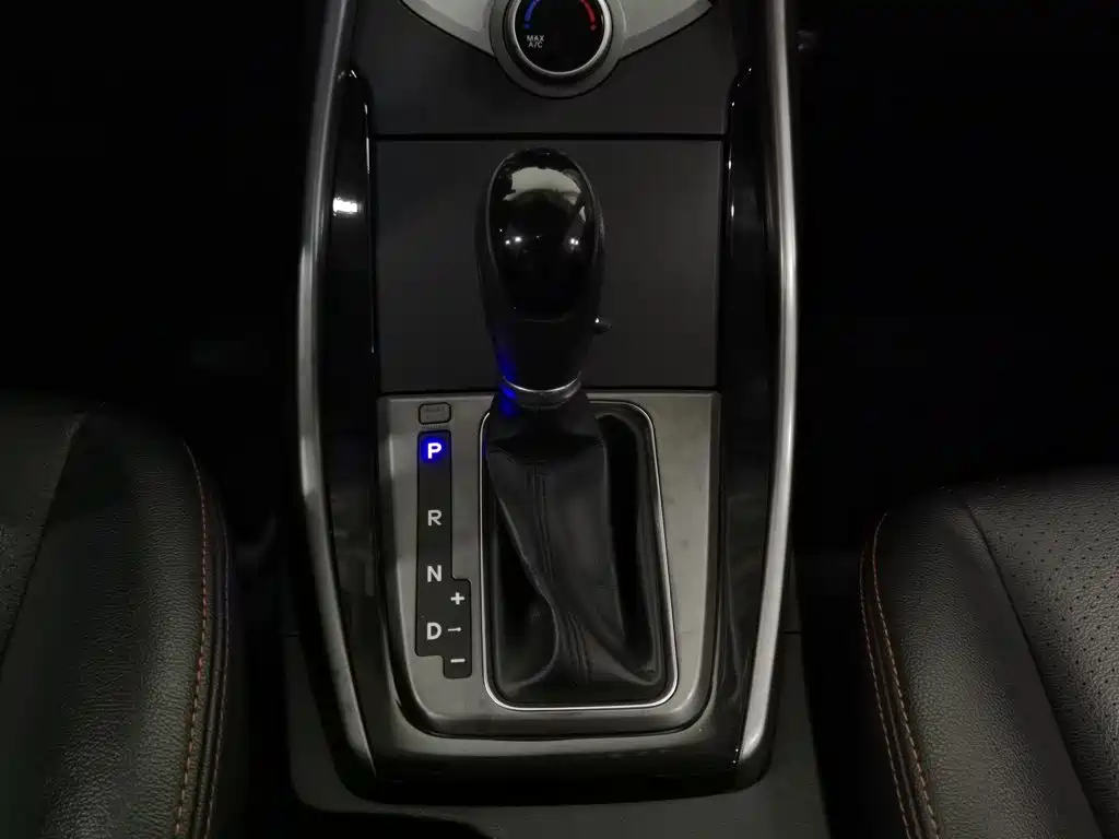 Hyundai Langdong 2018 2016 1.6L Automatic Premium Edition