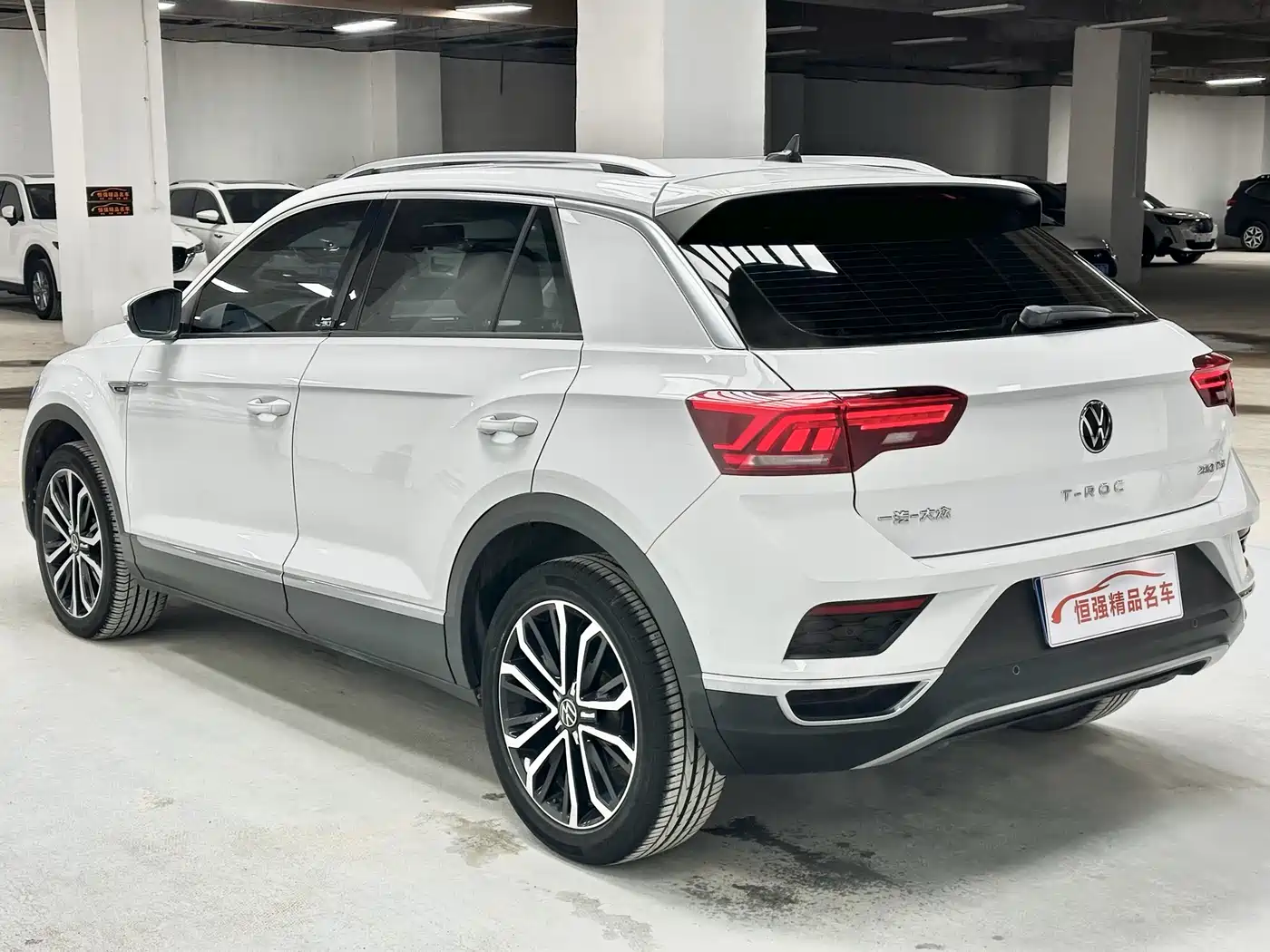 Volkswagen T-ROC 2021 280TSI DSG 2WD Comfort Smart Connect 30th Anniversary Edition фото 7