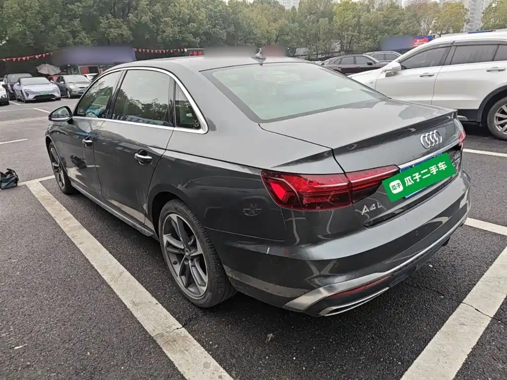 Audi A4L 2020 40 TFSI Fashion Dynamic Edition фото 23