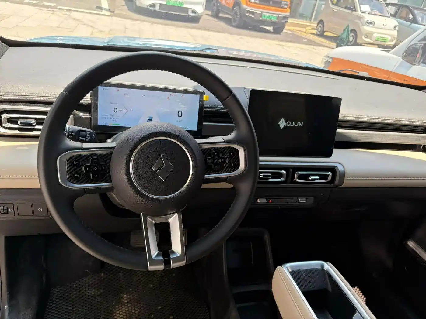 Baojun Yueye Plus 2024 2024 Smart Premium 4-Seater