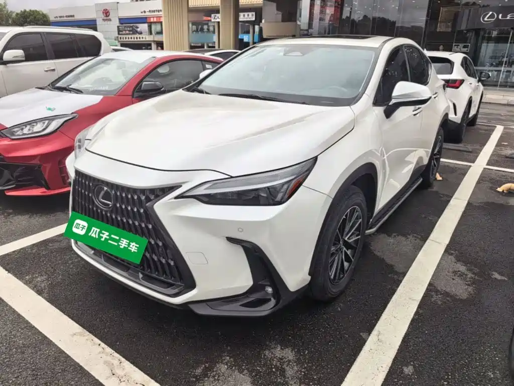 Lexus NX 2023 2022 350h FWD Joy Creation Edition