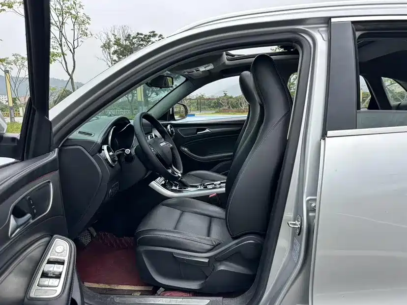 Junma MEET 3 (Meitu 3) 2018 2018 1.5T CVT Comfort Edition