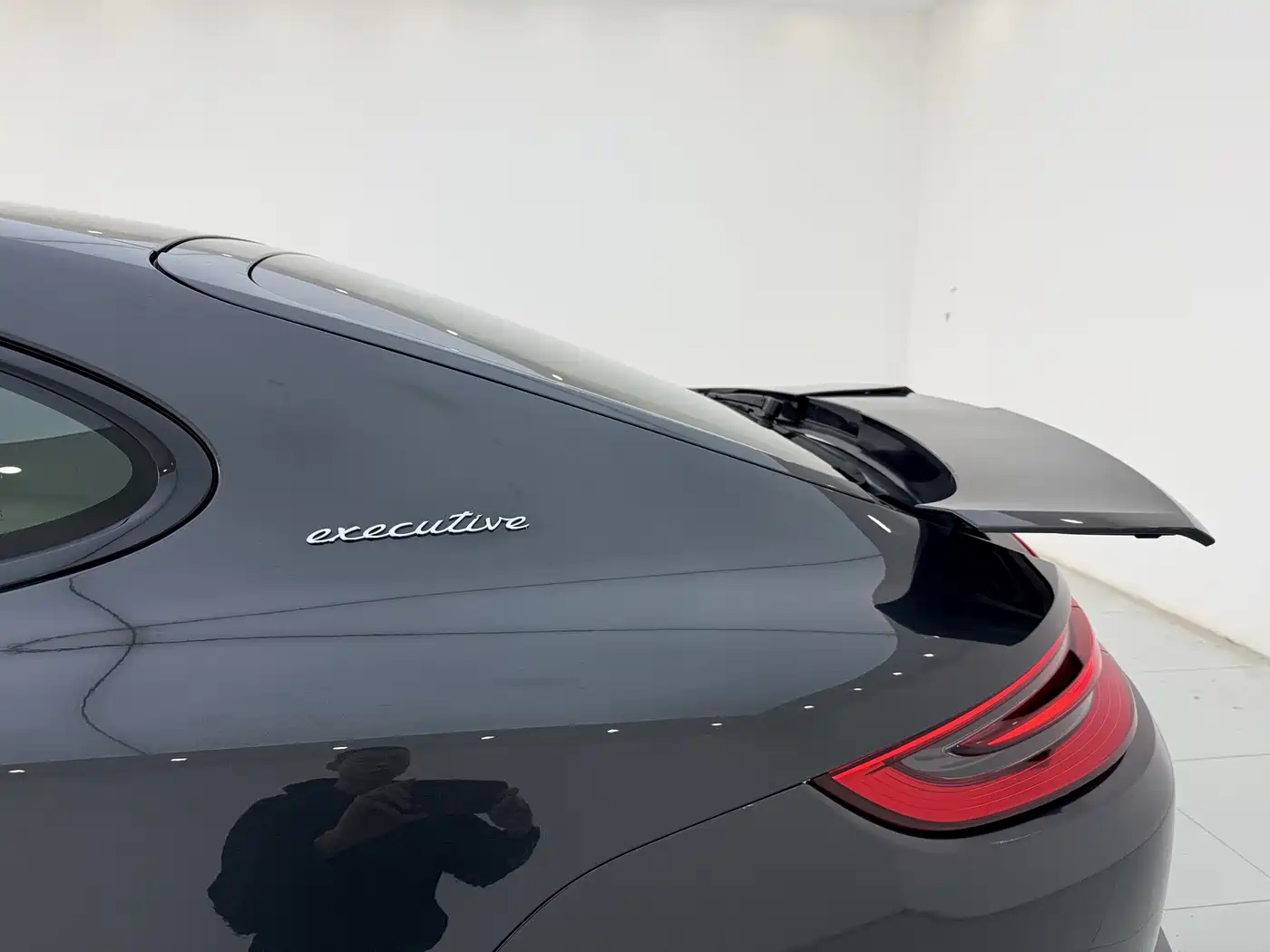 Porsche Panamera 2019 Panamera 4 Executive Long Wheelbase 2.9T фото 17