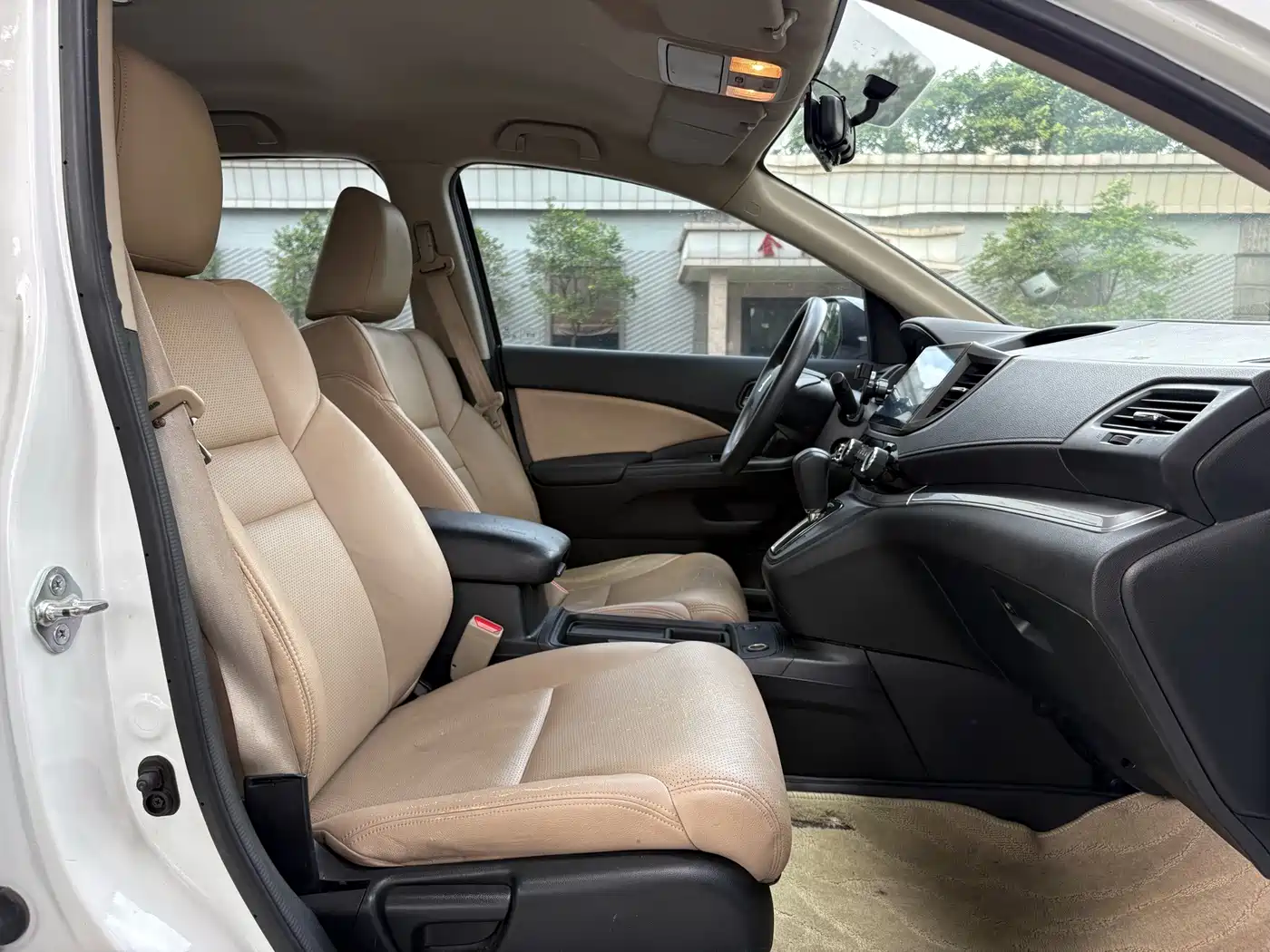 Фото 10 - Honda CR-V