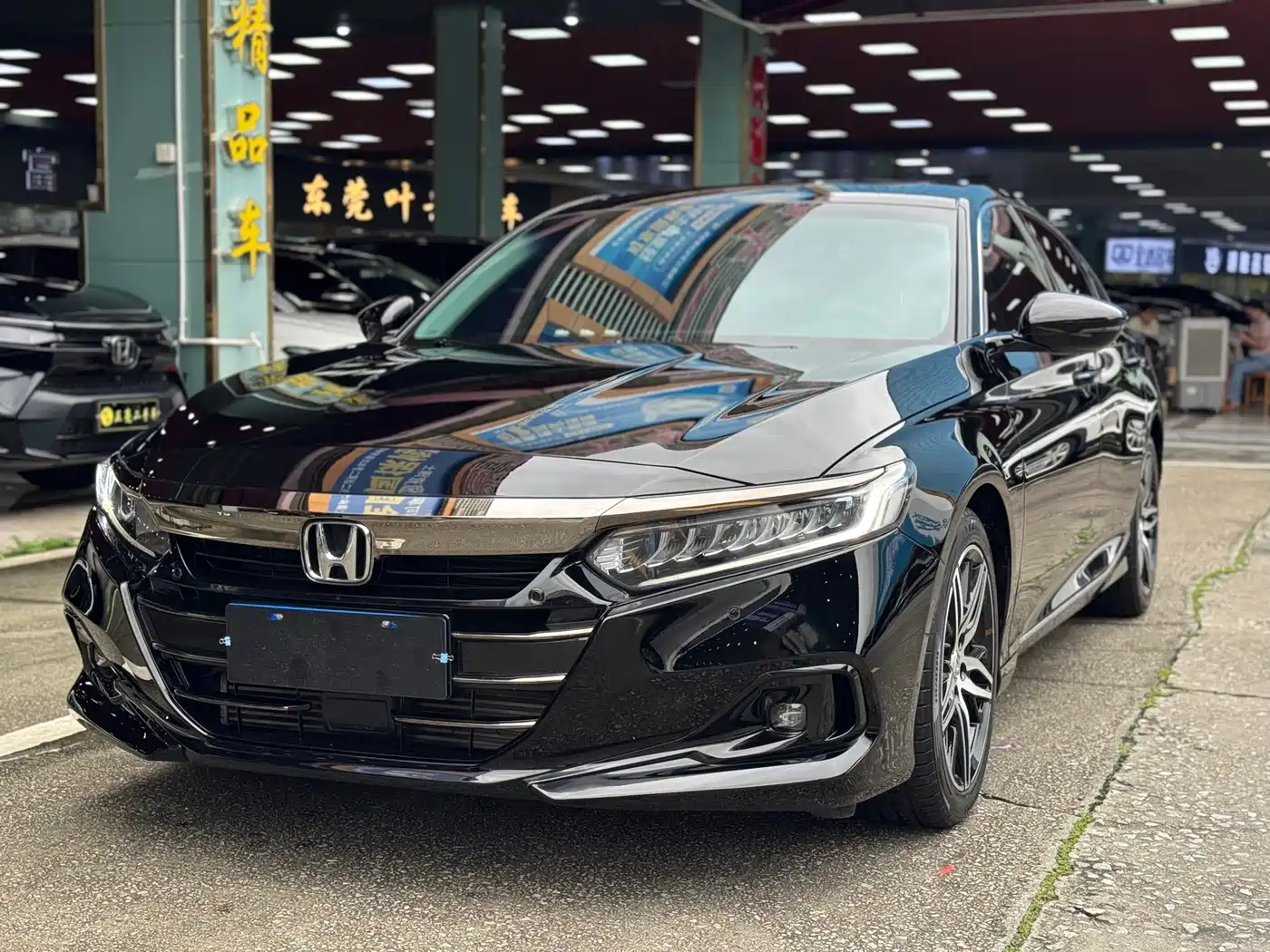 Honda Accord 2022 260TURBO Phantom Night Premium