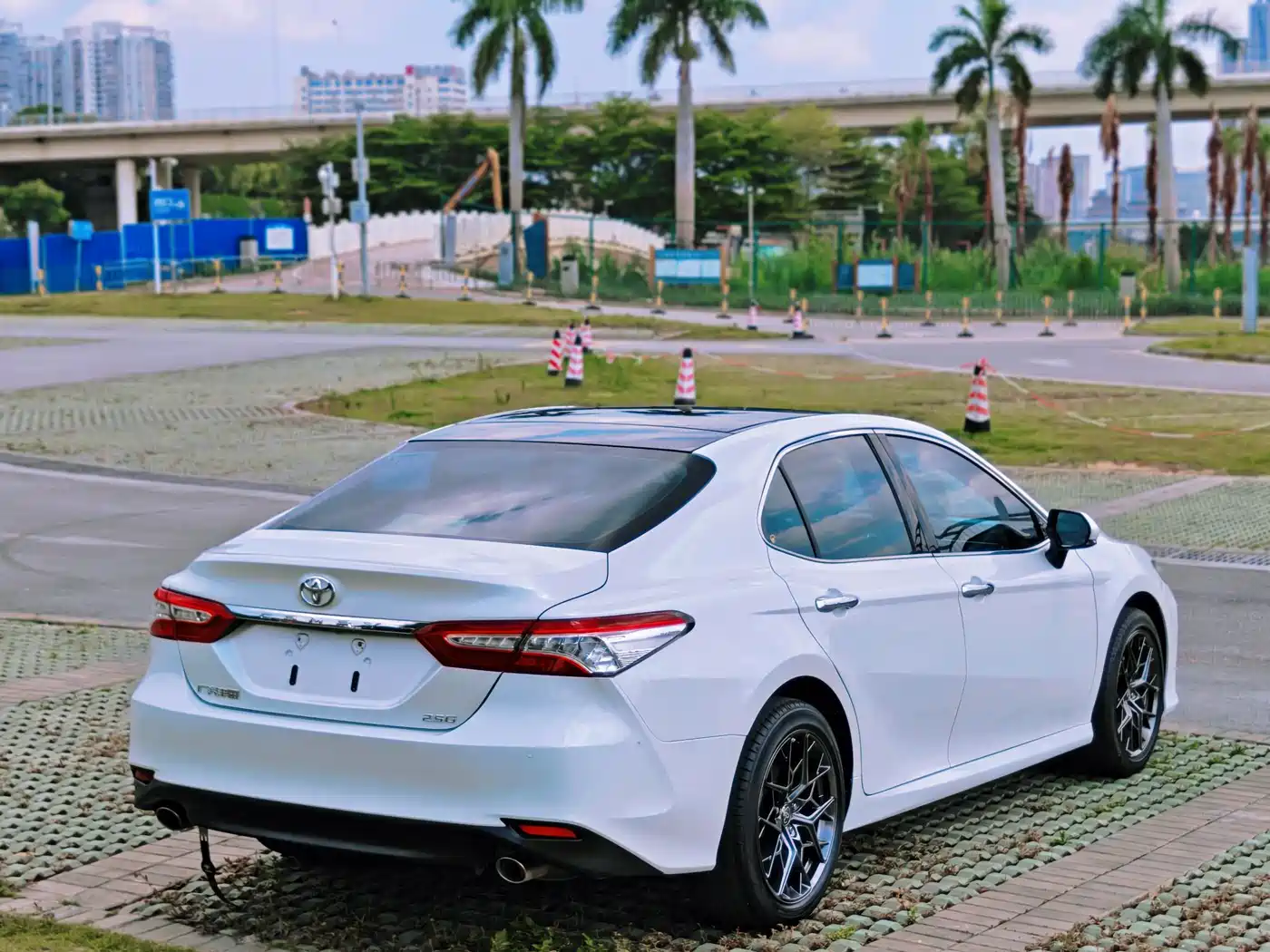Toyota Camry 2019 2.5G Luxury (China V) фото 4