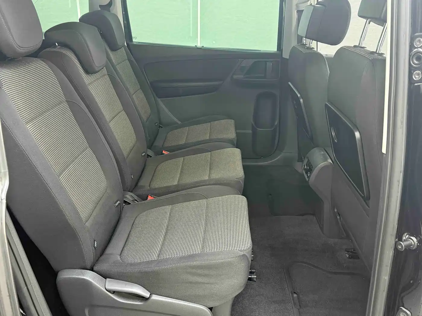 Volkswagen Sharan 2014 2.0TSI Standard фото 10