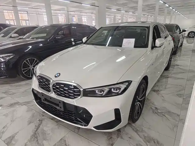 BMW 3 Series 2023