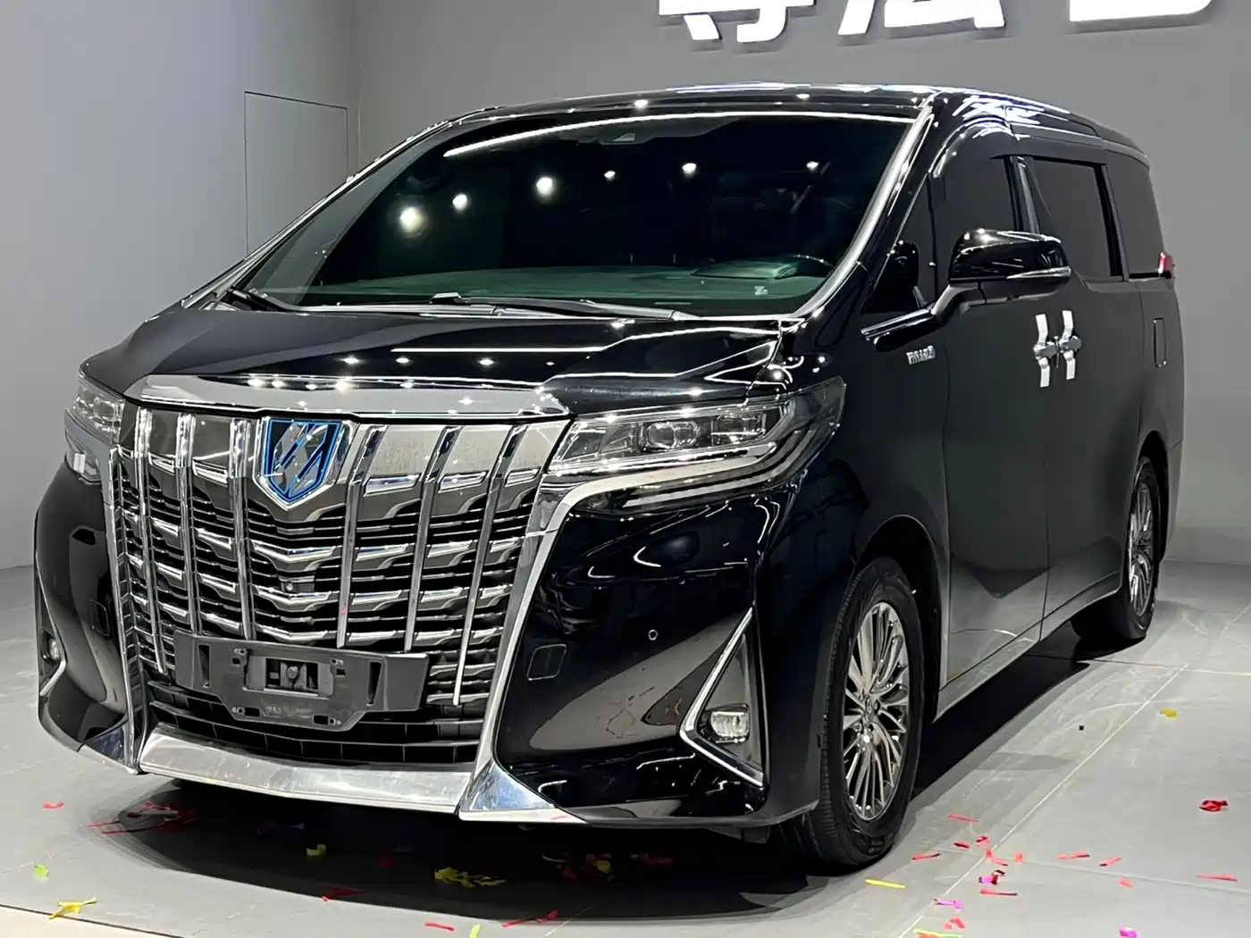 Toyota Alphard 2019 Hybrid 2.5L Premium Edition