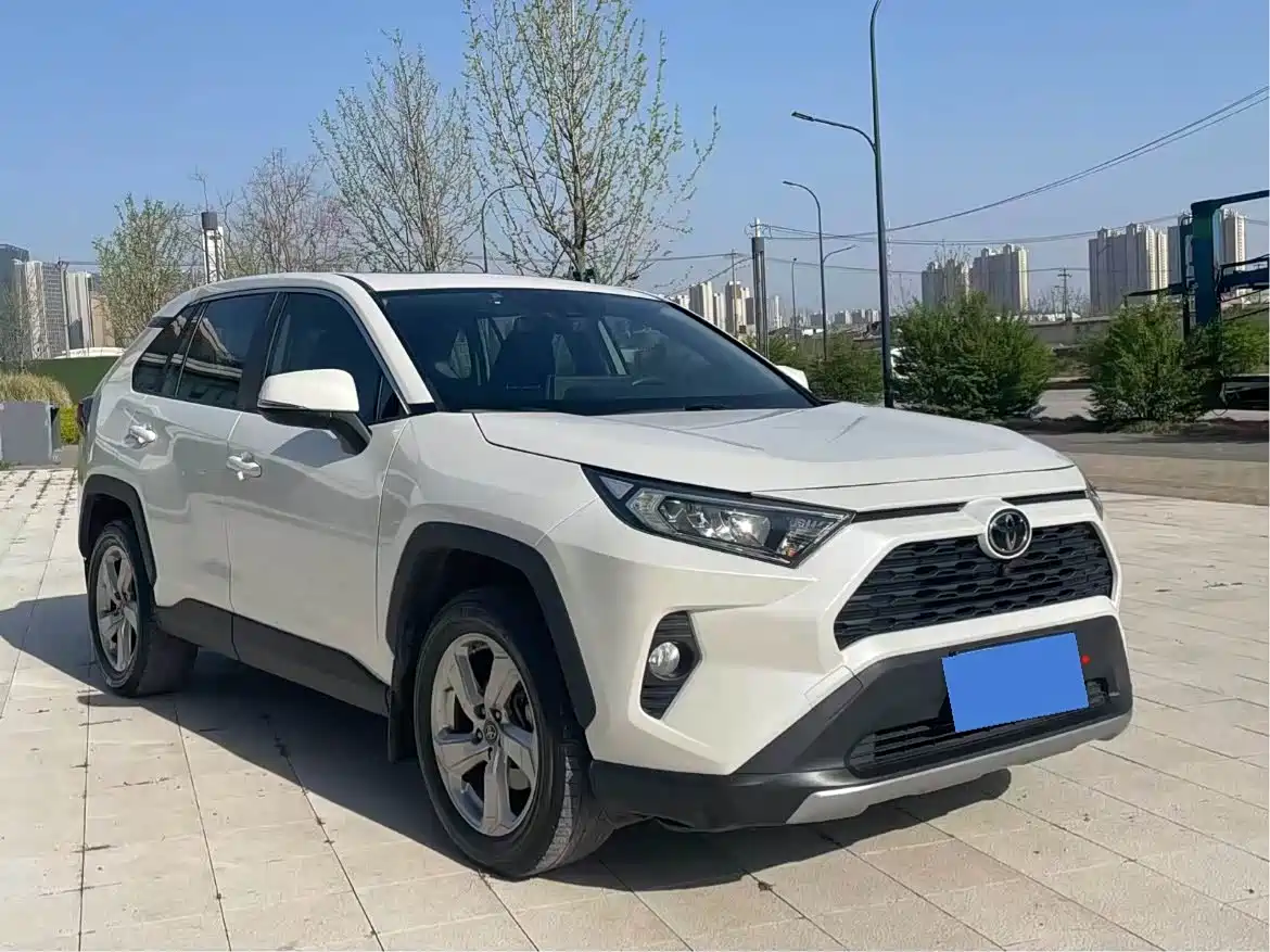 Toyota RAV4 Rongfang 2021 2.0L CVT 2WD Trend фото 3