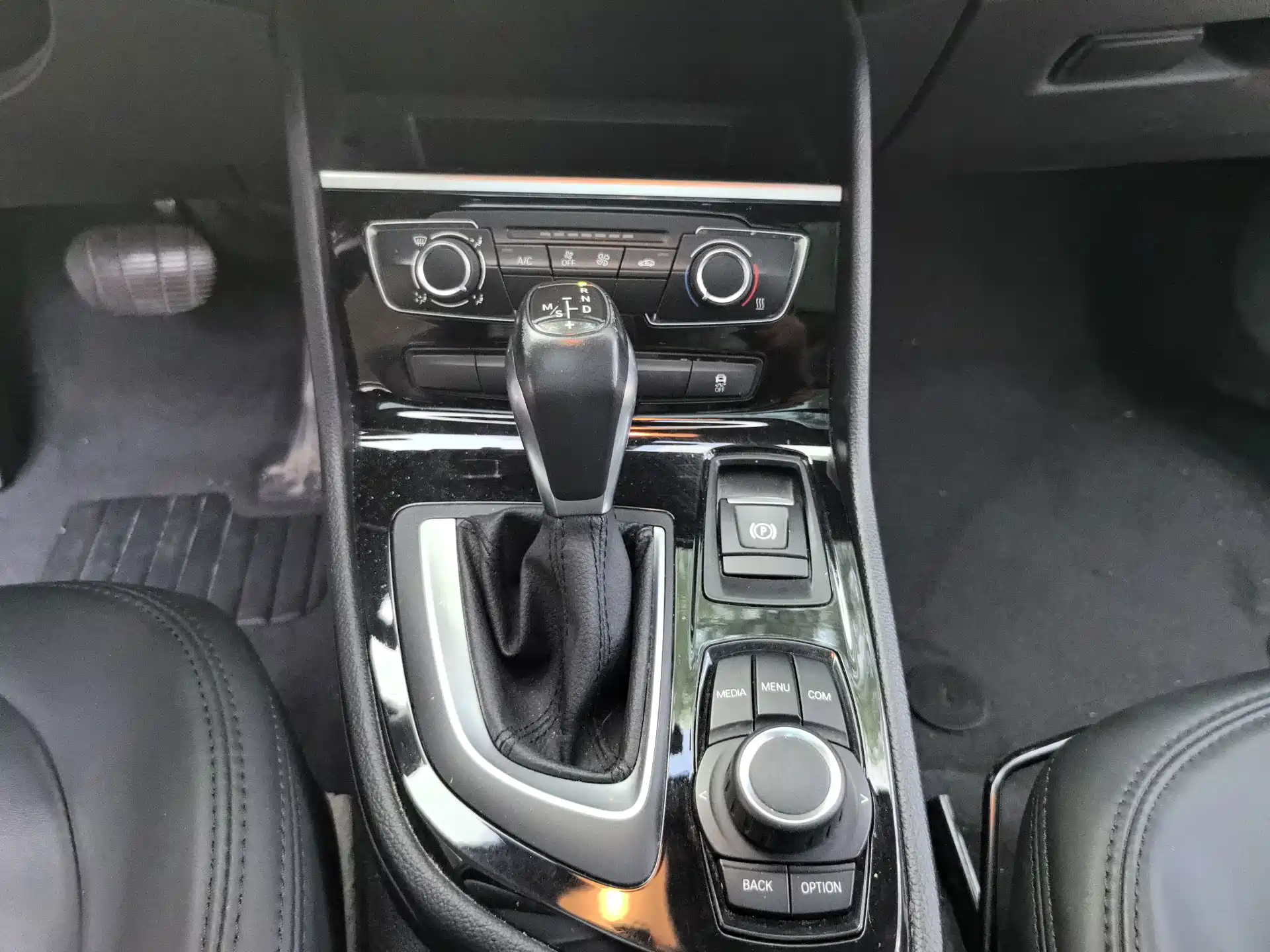 Фото 7 - BMW 2 Series Touring