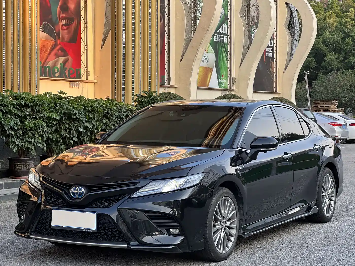 Toyota Camry 2019 Hybrid 2.5HG Luxury Edition China VI