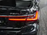 Фото 21 - BMW 7 Series