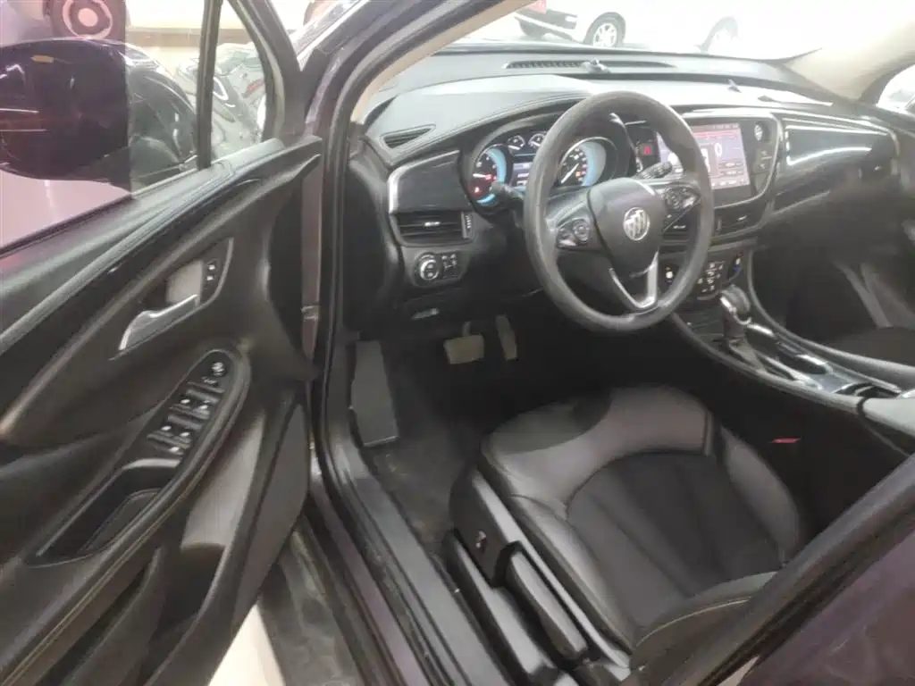 Buick Envision Plus 2016 20T 2WD Leading фото 16