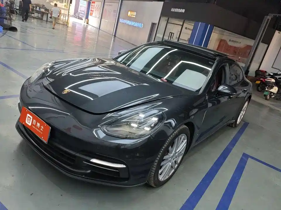 Porsche Panamera 2017 Panamera Executive Long Wheelbase 3.0T