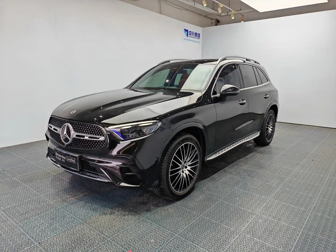 Mercedes-Benz GLC 2025 GLC 300 L 4MATIC Luxury 5-seater