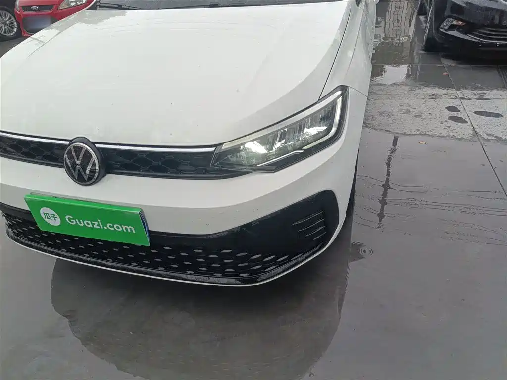 Volkswagen Lavida 2023 Xinrui 1.5L Auto Xinyi Edition фото 18