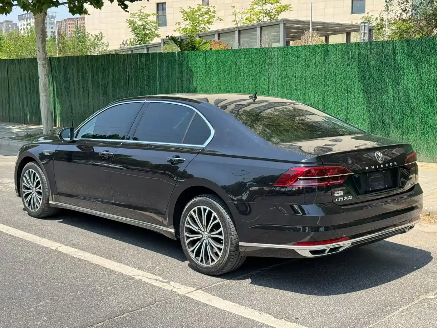 Volkswagen Phideon 2019 380TSI 2WD Business Edition China V фото 9