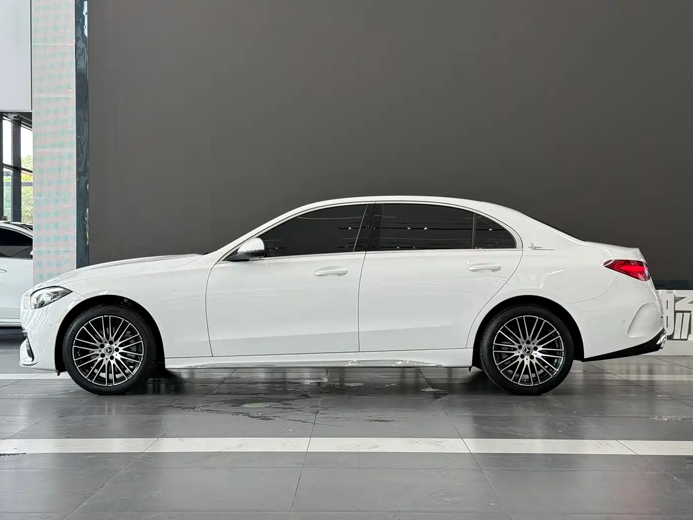 Mercedes-Benz C-Class 2023 C 260 L Sport фото 4